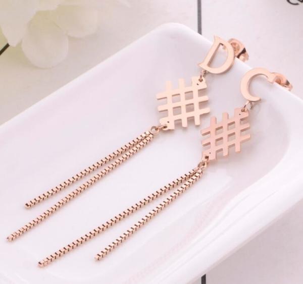 Earring Supplier Popular Fringe Earrings Zirconia Long Gold Metal Tassel Earrings Exclusive design Tassel Earring