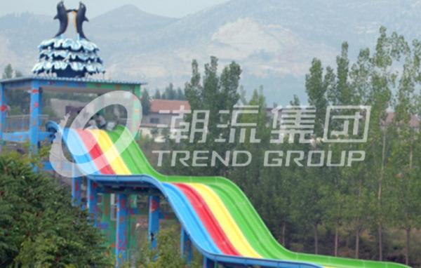 Passeios do parque da água da fibra de vidro da construção do parque do Aqua para o adulto que compete jogos