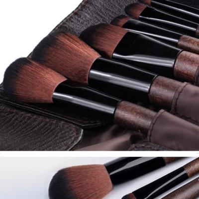 Professional OEM Vegan Makeup Brushes PU New Material Handle Easy To Use