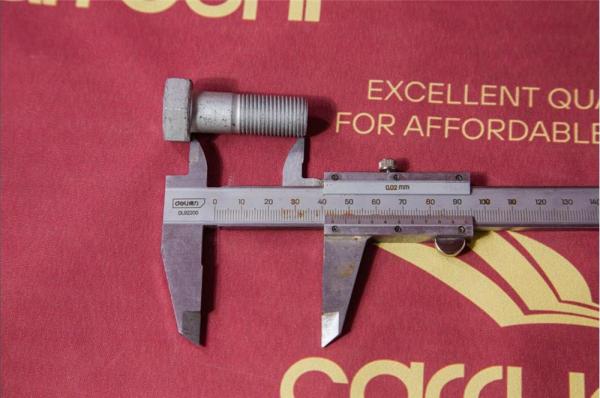 WG9012310124 ZQ151B1645TF2 M16X45 PARA howo  PIEZAS ALEX TORNILLO