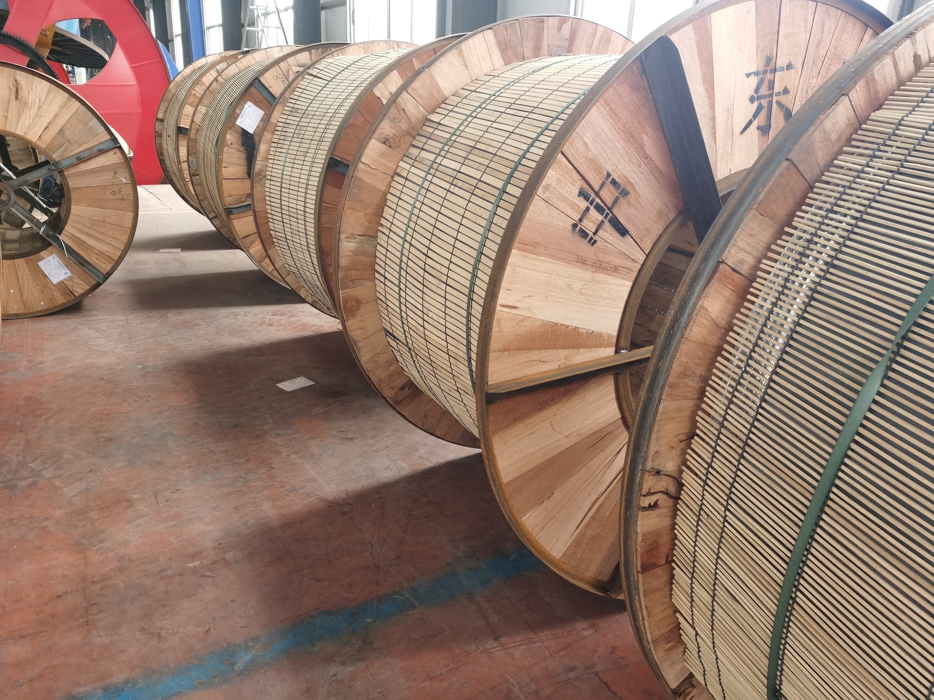 CU XLPE PVC Low Voltage Power Cable Copper Wire Shielded Cable 0.6/1kV