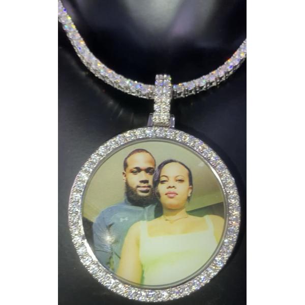 Изготовленный на заказ шкентель изображения фото Moissanite замороженный из людей тазобедренного хмеля Bling