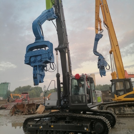 Construction Sheet Pile Vibro Hammer Driving PCF Series 3500 RPM