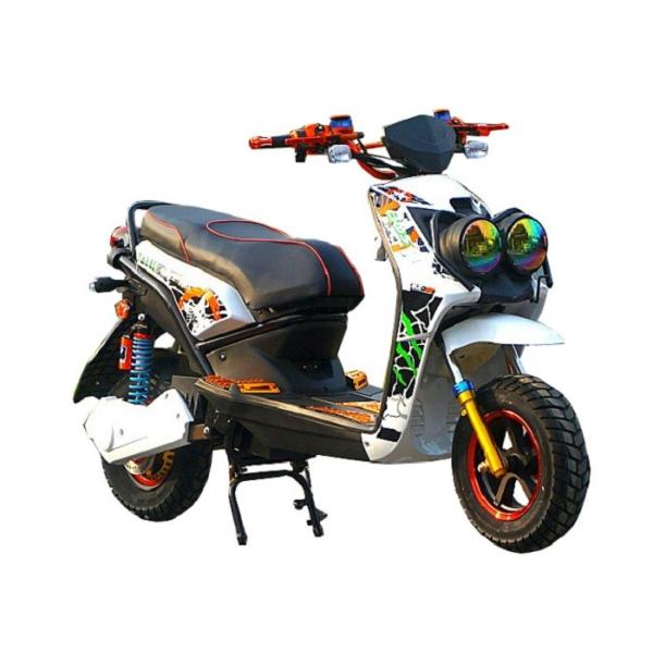 Two Wheeler Battery Operated Electric Scooter 2 Seats 72V 1000W Rated Motor Power