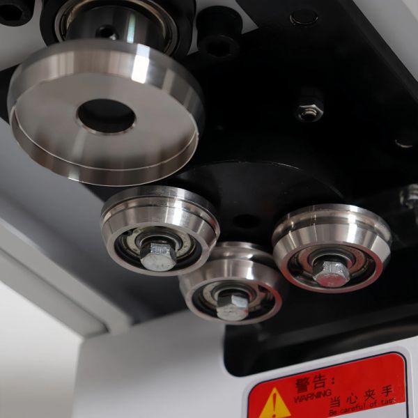 Customized Intelligent Can Sealing Machine 220V 50Hz Semi Automatic Can Sealer