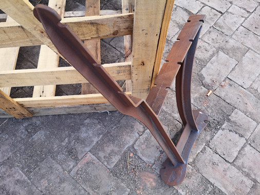 Cast Iron Street Furniture Bench Ends , Fashionable Park Bench Chair For Decoration