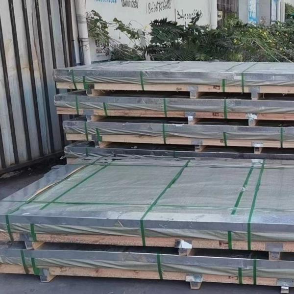 Application sous haute pression 904L / N08904 Plaques en acier inoxydable Plaques 0,6 - 60,0 mm laminées à froid