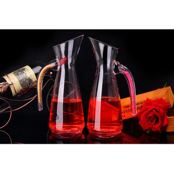 Белизна персонализировала графинчик вискиа, графинчик ликера винтажным выглядеть стеклянный