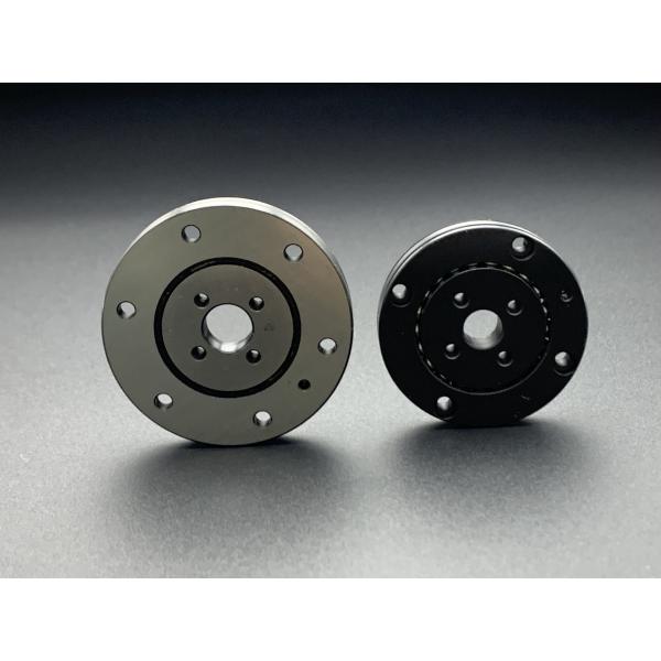 Precision P5 Custom Crossed Roller Bearing with Black Oxide Treatment for Tailored Solutions
