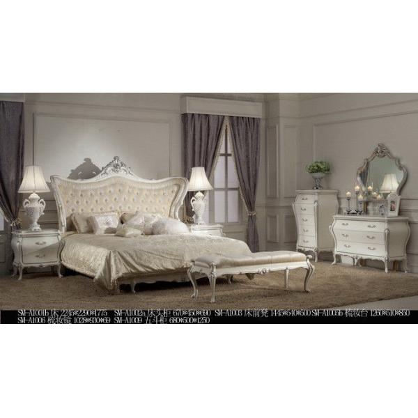 Italian Style Luxury European Bedroom Furniture Set Hand Carved Velvet Royal Double Bed