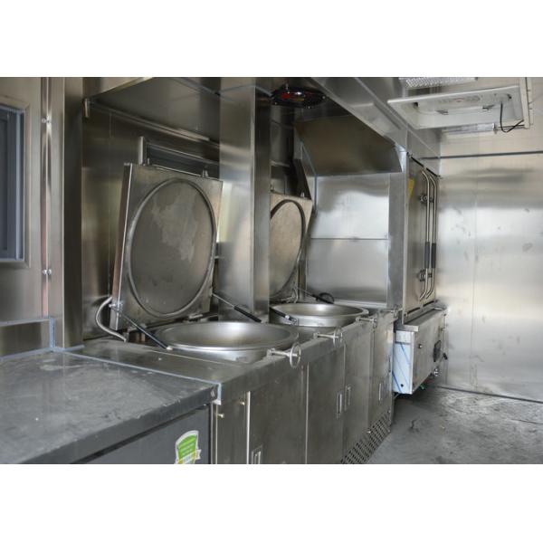 Outdoor DFAC 4x2 / 4x4 BVG Mobile Food Truck For Army , Forces ,Troops Camping