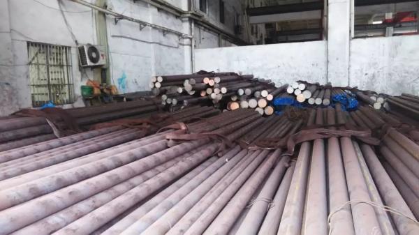 barra brilhante redonda de aço inoxidável de alta qualidade 303 304 316L 321 316Ti 431