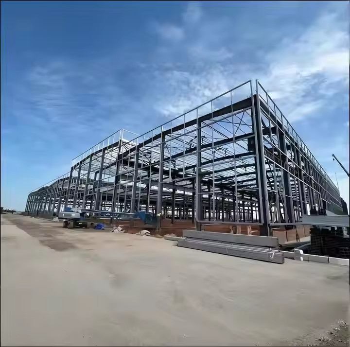 Strong Strength Steel Structure High Rise Building , Galvanized Surface Modular Buildings