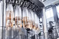 Equipamento carbonatado automático da bebida da energia da máquina de enchimento 24000BPH da bebida