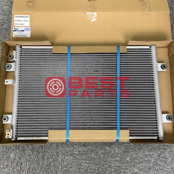 Engine Parts Excavator Air Conditioning Condenser 520-00004 For Doosan Escavadeira DX140 180 210