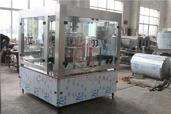 Juice Hot PET Bottle Filling Capping Labeling Machine / Plastic Bottling Equipment