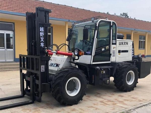 All terrain off road muddy ground forklift 5ton ET50A rough terrain forklift price