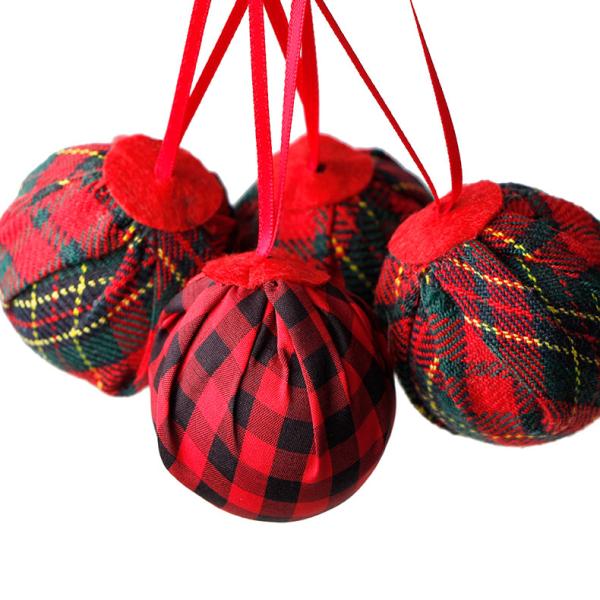 Рождественский декоративный ленточный мяч с красной ленточкой и красочным дизайном
