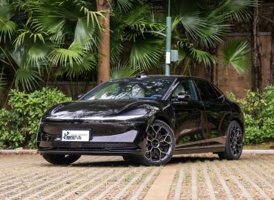 Confortável Zeekr 007 Veículo elétrico 310Kw 870Km 422Ps 440Nm 5 portas Sedan Carro novo