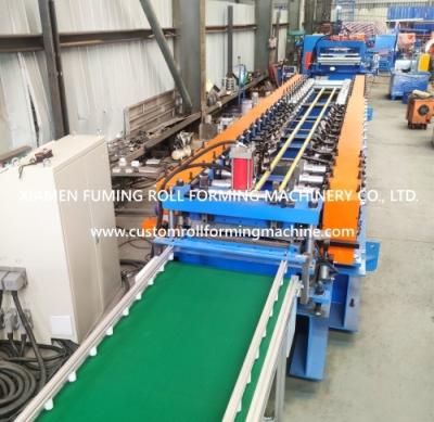Máquina de moldagem de rolos para estantes industriais com 24 estações de rolos