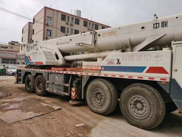 Crane hydraulique mobile à quatre arbres 70t 80t 90t 100t Crane de camion à cinq bras