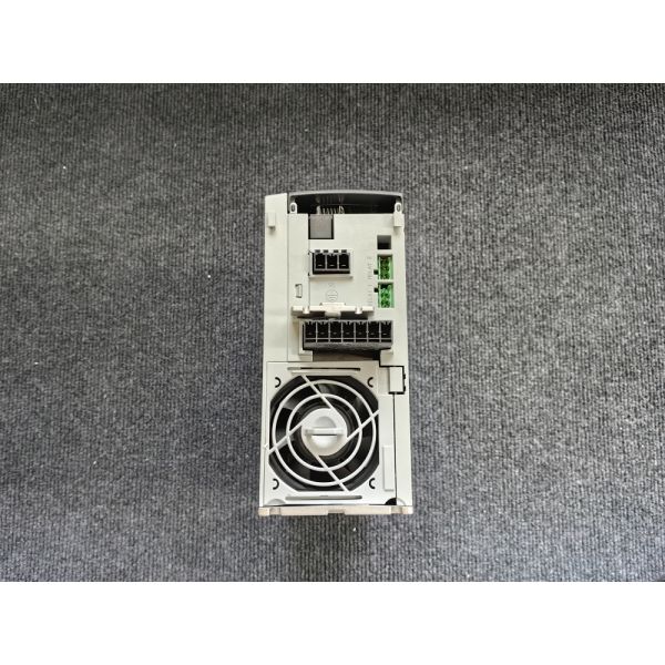 Original Danfoss VFD Variable Frequency Drive FC302 FC301 FC202 FC102 Series Danfoss Inverter Drives