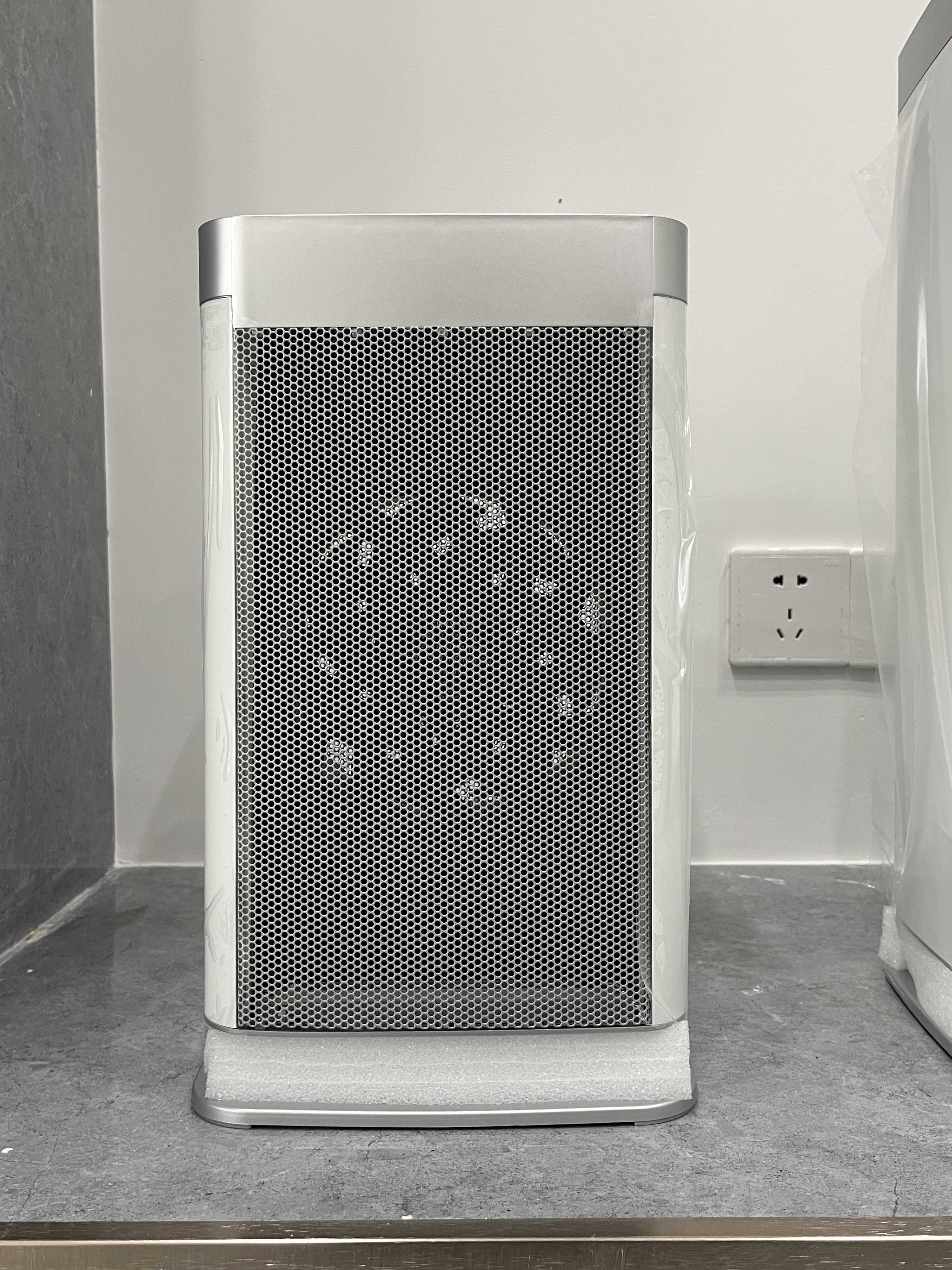 50W Power Consumption Commercial Air Purifier with 600 M³/h CADR and WIFI And APP Control for Offices and Large Spaces