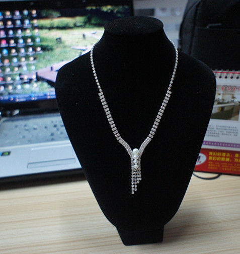 OEM /ODM mixed metal necklaces with rhinstones,pearls (Gold , silver , black , white)