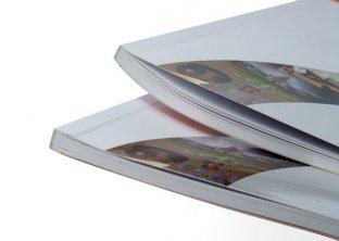 Digital la meilleur marché perfectionnent l'impression Softcover attachée de livre liant sur demande