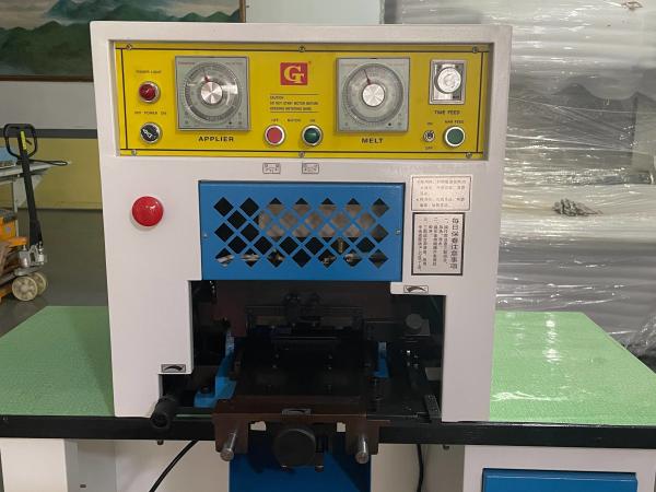 Thermoplastic Toe Puff Shoe Making Machine Industrial Shoes Manufacturing Machine