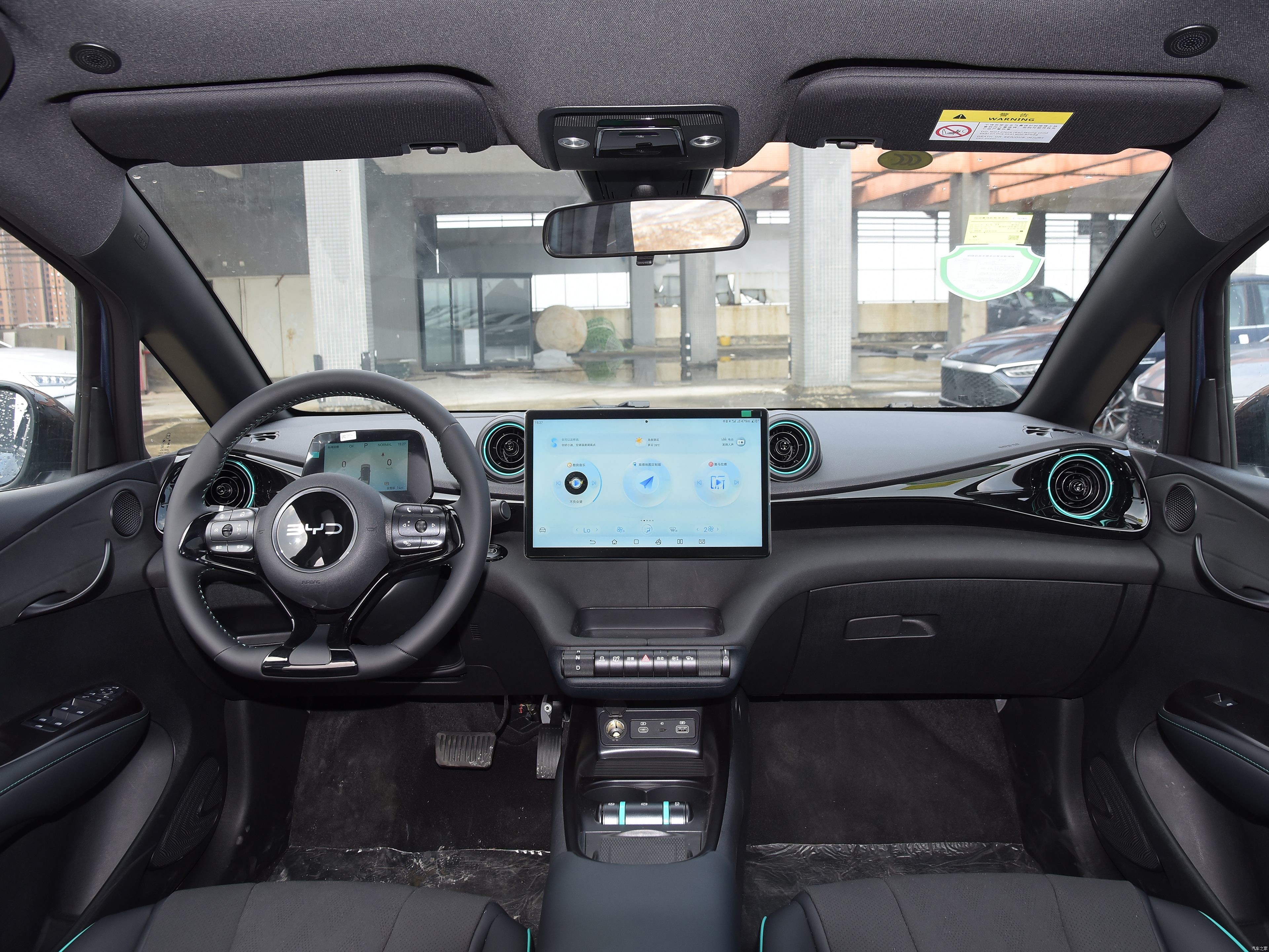 2025 BYD Dolphin, EV дальность увеличена до 520 км, конфигурация обновлена, цена неизменна