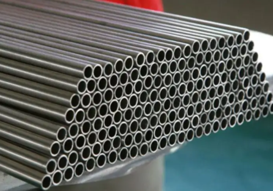 AISI/SATM 304S   Stainless Steel Seamless Pipe Out Diameter 34 mm, Thinkness  3mm