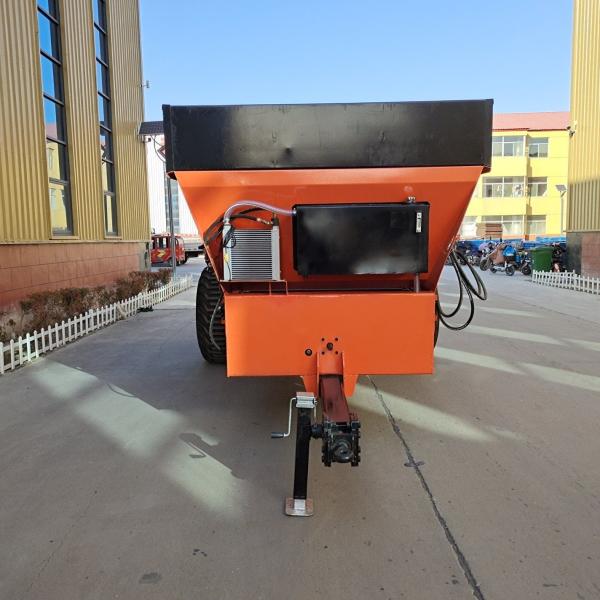 Dual Disc Tractor Manure Spreader Evenly Sprinkled 50-100HP For Forestry