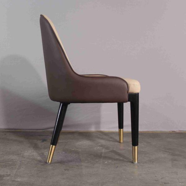 Modern Simple Armchair Nordic Solid Wood Dining Chair With Arms Leisure OEM