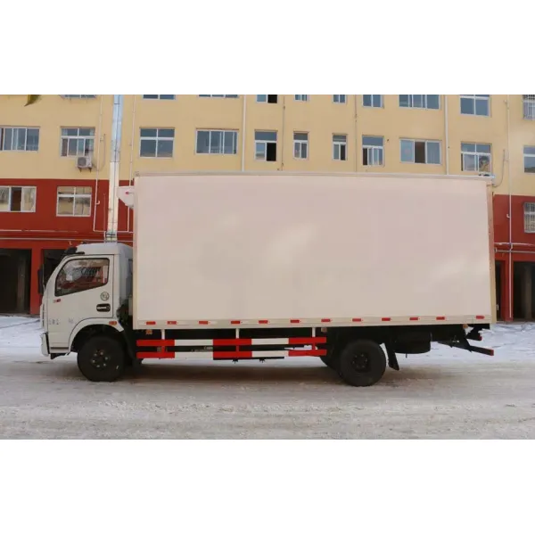 Dongfeng 4*2 Drive Refrigerator Truck 4ton 5ton 6ton Diesel Fuel
