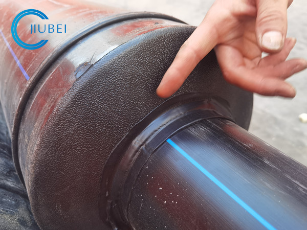 Труба HDPE поплавка собственной личности DN160 драгируя с пеной высокой плотности заполнила
