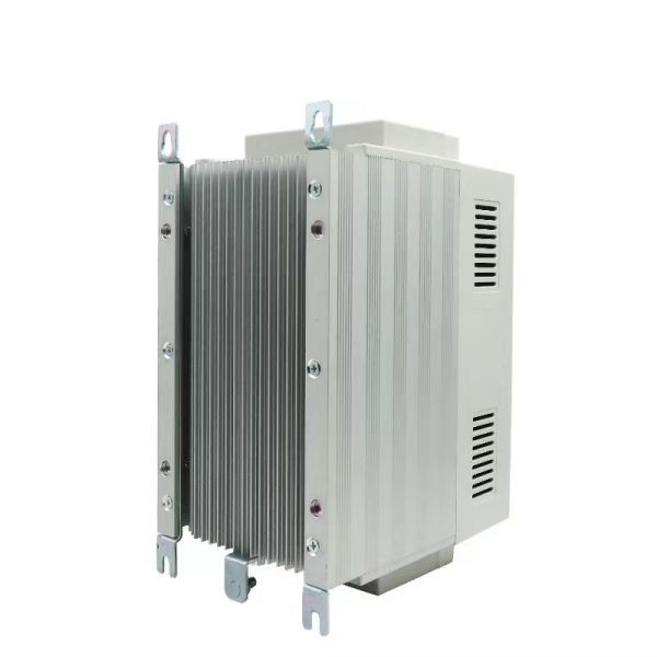 7.5KW~315KW Motor Soft Starter 3 Phase Rugged Industrial Design IEC Standard