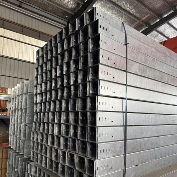 Goulotte à câbles galvanisée à chaud perforée, résistante à la corrosion, largeur 500/600/700/800mm