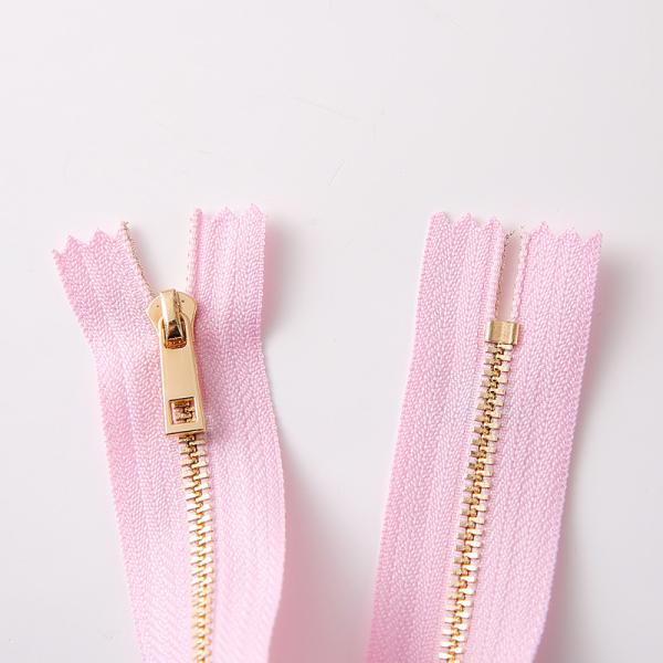 Smooth 3# Teeth Metal Zippers Closed End Long Lasting Closures For Fashion Industry