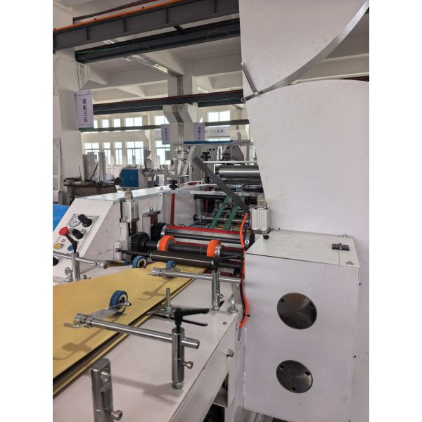 Bag Sealing And Cutting Machine Kraft Paper Bag Making Machine With 420 To 600 Mm Bag Width And 400 Mesh Ceramic Printing Roller