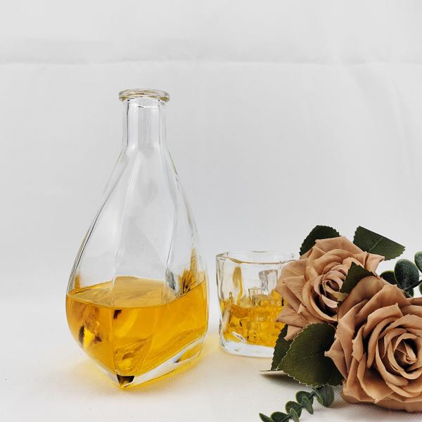 Body Material Glass 500M 750ml Vodka Bottle Whiskey Bottle Transparent Brandy Luxury