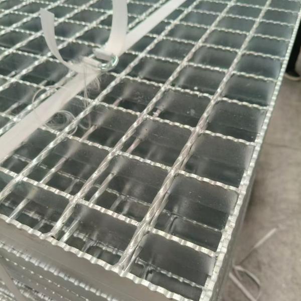 Powder-Coated Steel Grating, Fashionable with Multiple Color Options