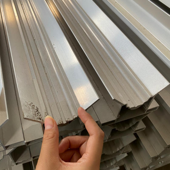 Wear Resistant Long Lifespan Aluminum Gypsum Ceiling Moulding For Making Decorative Gypsum Cornice