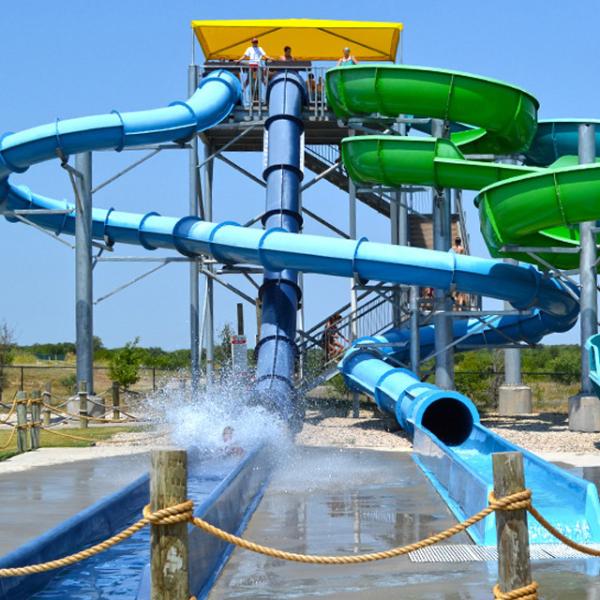 Équipement de parc aquatique commercial Tubes de glissement en fibre de verre pour adultes