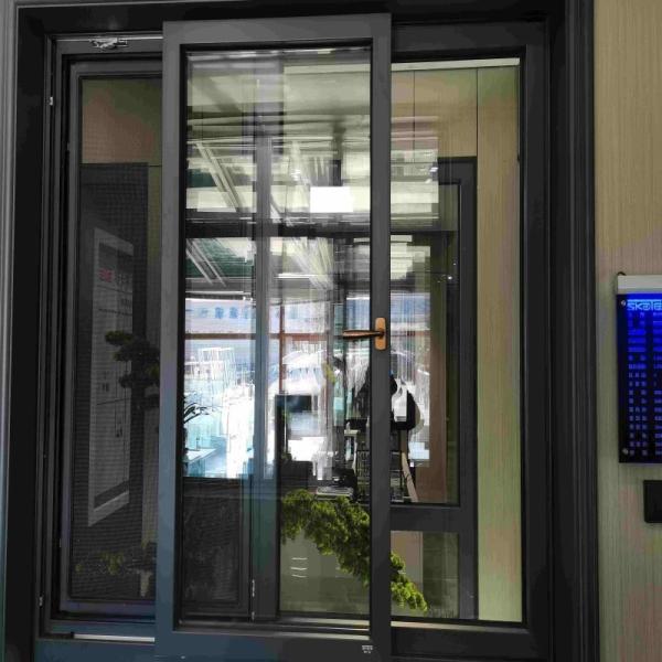 Fenêtre coulissante en aluminium à double vitrage, approvisionnement direct d'usine, avec isolation phonique de 35 dB pour espaces résidentiels
