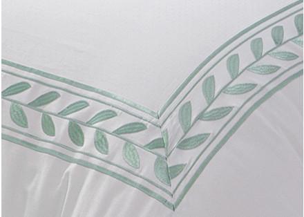 Simple Modern Bedding Sets 100% Cotton Embroidered With Twin / Queen / King Size