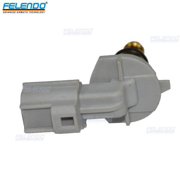 Car Temperature Sensor / Auto Engine Coolant Temperature Sensor LR041442