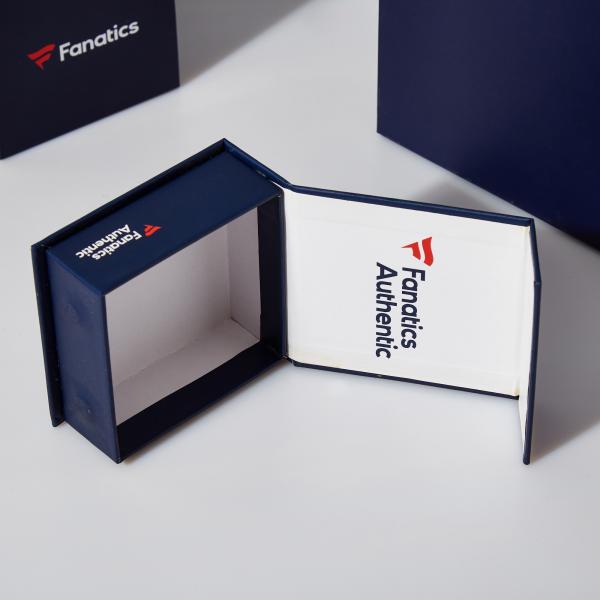 Custom Logo Luxury Paper Box Cardboard Clothing Packaging Gift Box With Magnet Lid Cover