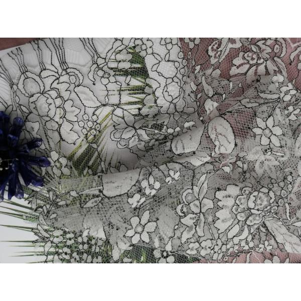 Тон - тонизируйте белую черную французскую ткань одеяния Chantilly флористическую