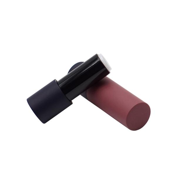 Черное дно с трубкой губной помады случая темного Брауна алюминиевой